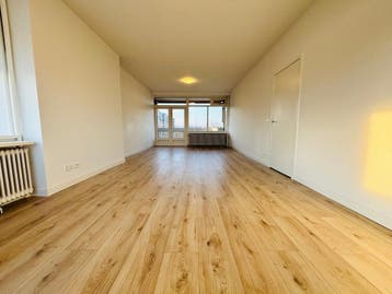 Te huur: Appartement Stokroosstraat in Den Haag, Den Haag, Appartement, Zuid-Holland
