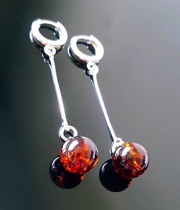 Natuurlijke Baltisch amber oorbellen - ronde amber kralen -