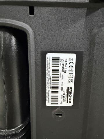KARCHER SCHROB-/ ZUIGMACHINE BR 30/4 C Bp, Ophalen of Verzenden, Gebruikt