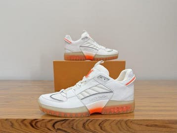 Louis Vuitton - A View - Sneakers - Maat: EU 40.5, Nieuw
