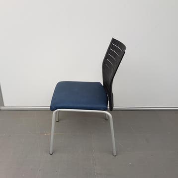 Steelcase kantoorstoel  - nieuwe skai blauw, Huis en Inrichting, Stoelen, Ophalen of Verzenden, Nieuw