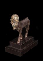 Oude Egypte, late periode Brons Apis-stierbeeldje