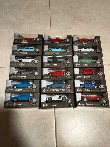 Welly 1:64 - Modelauto (18) - Land Rover, Skoda, Ford,, Nieuw