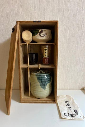 Theeservies - Tabi-Dansu Style Portable Cabinet Set - Hout,