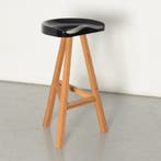 Established and Sons barkruk, zwart / eiken, Huis en Inrichting, Stoelen, Ophalen of Verzenden, Nieuw