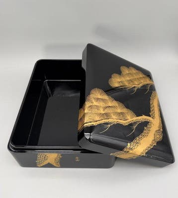 Doos - Japanse chinkin-lak houten doos – ontwerp van gouden
