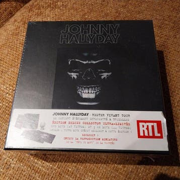 Johnny Hallyday - Rester Vivant Tour - Deluxe Edition,, Nieuw in verpakking