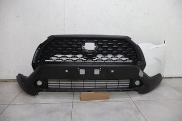 voorbumper Toyota Corolla Cross 52129-16030, Verzenden, Gebruikt