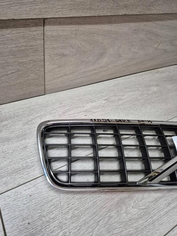 Volvo S40 II grill 8620116, Verzenden, Gebruikt