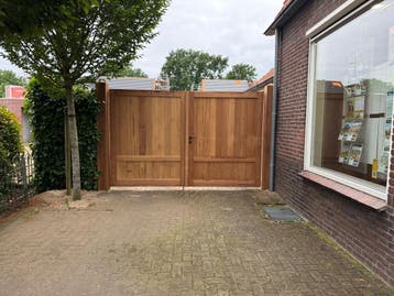 Hardhouten toegangspoorten op maat, Nieuw, Hout, 6 meter of meer, 1 tot 2 meter