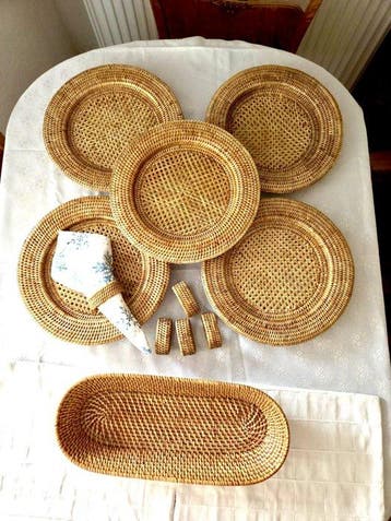 Vintage Rattan Tischdeko-Set (11 Teile) – 5 Platzteller,, Antiek en Kunst