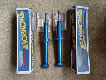 Set AUDI 80 B2, B3, 90 B2, B3 en Coupe B2 schokdempers, Auto-onderdelen, Ophalen of Verzenden, Nieuw, Audi