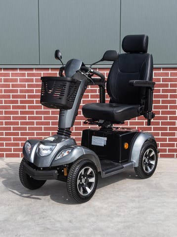 Scootmobiel Vermeiren Carpo 4D – Zo goed als nieuw,, Diversen, Nieuw, 36 t/m 45 km, Vermeiren, 16 km/u of meer
