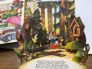 Vladimír Kubašta - Eight Kubasta designed pop-ups books -