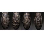 Oud-Egyptisch Kralinperking Pepi II en Shabaka. 2,7 cm hoog.