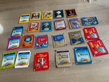 2010, 2014, 2018, 2022 Panini fifa world cup WK zakjes 23, Nieuw