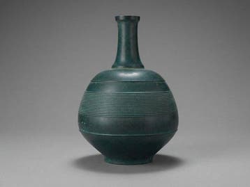 Japanese Bronze Flower Vase - Shugoro Hasuda () -