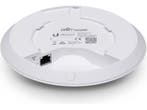 Ubiquiti UniFi nanoHD - Access Point - 1000 Mbit/s - 3-pack, Computers en Software, Accesspoints, Verzenden, Zo goed als nieuw