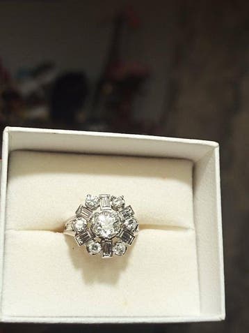 Ring - 18 karaat Witgoud - 3.22ct. tw. Diamant (Natuurlijk), Nieuw
