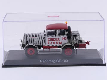 Schaal 1:43 Schuco NEW OLD STOCK 2893 Hanomag ST100 Circ..., Hobby en Vrije tijd, Ophalen of Verzenden, Nieuw