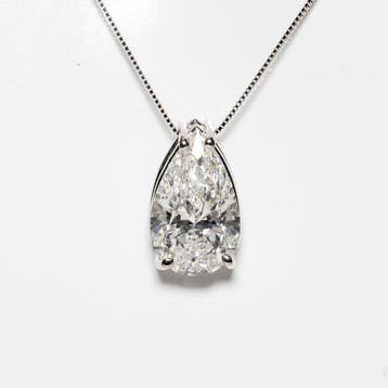 Ketting met hanger - 18 karaat Witgoud - 3.01ct. tw. Diamant