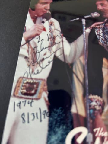 Elvis Presley - Handgesigneerde foto Shaun Nielsen, Ophalen of Verzenden, Zo goed als nieuw, Foto of Kaart, Gesigneerd