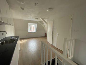 Te huur: Appartement Nieuwstraat in Groningen, Huizen en Kamers, Huizen te huur, Groningen, Groningen, Appartement