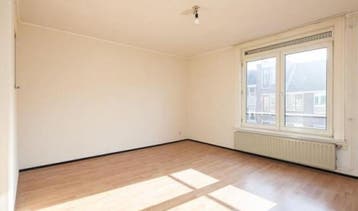 Te Huur 2 Kamer Appartement Van Heemskerckstraat In Amsterda, Huizen en Kamers, Huizen te huur, Direct bij eigenaar, Appartement