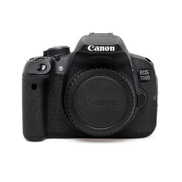 Canon EOS 700D met garantie, Ophalen of Verzenden, Gebruikt