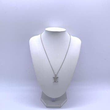 Louis Vuitton - Halsketting - LV logo pendant - 18 karaat, Sieraden, Tassen en Uiterlijk, Kettingen, Nieuw