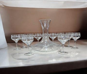 Tafelmiddenstuk (12) - Glas - Antiek likeurset