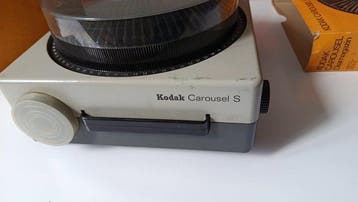 Kodak Carousel Diaprojector, Nieuw