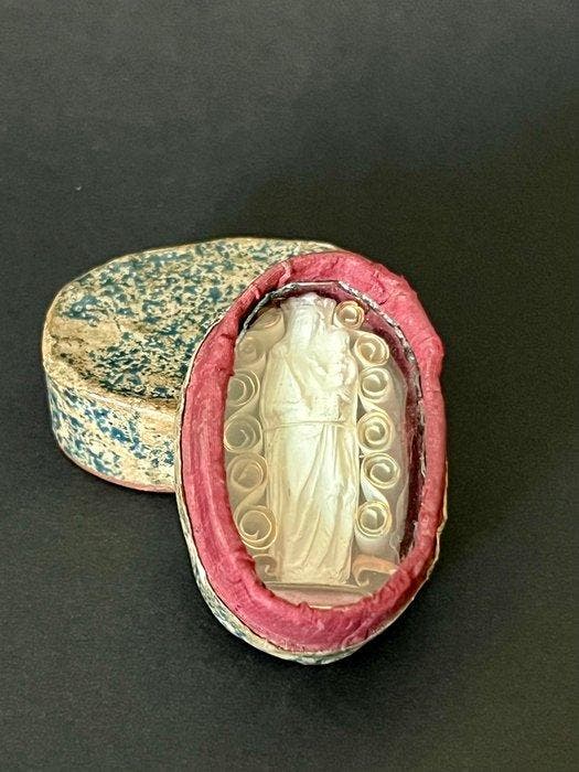 Reliekhouder - Gips - 1850-1900 - Reliekhouder van, Antiek en Kunst, Kunst | Niet-Westerse kunst