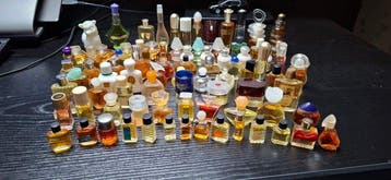 Parfumfles (70) - Diverse top merken - Glas - Mini parfum
