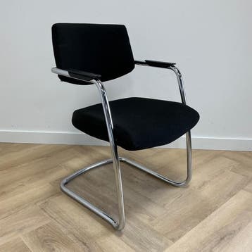 Markant vergaderstoel / stapelstoel,  zwart - chroom, Ophalen of Verzenden, Gebruikt, Stof, Eén
