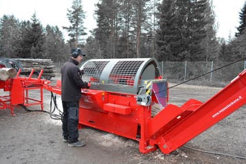 HAKKI PILKE zaagkloofmachines speciale winteractie!, Kloofmachine