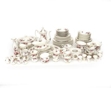 Een uitgebreid porseleinen servies, Royal Albert, 20e eeuw, Antiek en Kunst