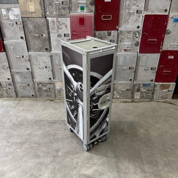 Korita - Trolleys van luchtvaartmaatschappijen - halfsize