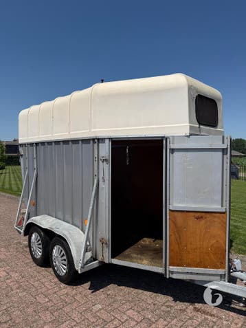Leuke paardentrailer / foodtruck! Goede basis!, Ophalen, Zo goed als nieuw, Aluminium, 2-paards trailer