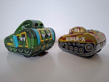 Toy Hero & Marx - Toy Hero Super-X & Marx M-25 -