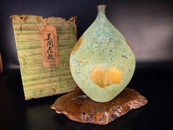 Vaas - brons, goud - Japan - sculpturale traanvormige /