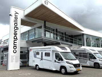 Pilote P 696 Essentiel 6-PERSOONS! STAPELBED +HEFBED UNIEK!, Standaard zit, Ringverwarming, Fiat, Pilote