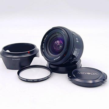 Minolta AF 24mm 1:2.8 (22) With cap and hood Cameralens, Nieuw
