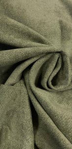 Zachte stof in saliegroen / olijfgroen, gemaakt in Italië -