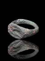 Oud-Romeins Brons, Rare Fortuna Seal Ring (Zonder