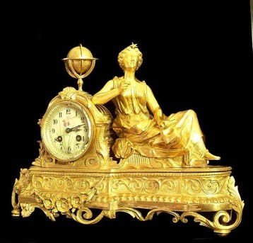 Pendule - Ancient Greece: Urania, Allegory of Astronomy –