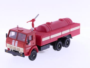 Schaal 1:43 Elecon Arek 2946 Kamaz 53213 Brandweerauto #7035, Hobby en Vrije tijd, Modelauto's | 1:43, Ophalen of Verzenden, Zo goed als nieuw