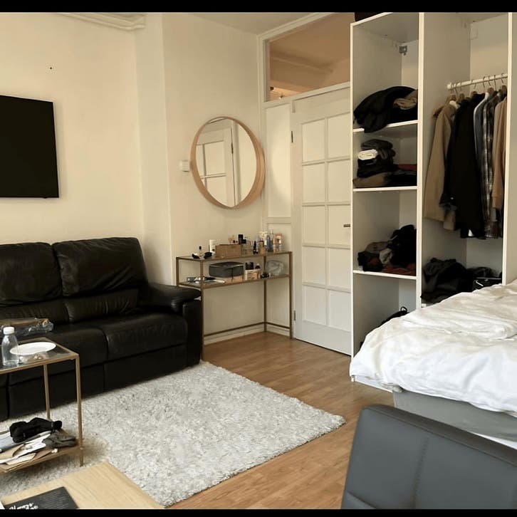 Kamer in Rotterdam gevonden voor €1250,- pm, Huizen en Kamers, Kamers te huur, Minder dan 20 m², Rotterdam