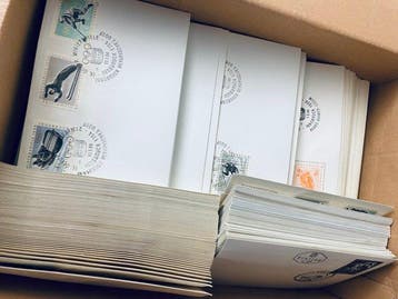 Wereld - Uitzoeker FDCs Zwitserland en Oostenrijk in 2, Postzegels en Munten, Postzegels | Europa | Overig, Gestempeld