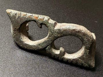 Oud-Romeins Brons Zeldzame opengewerkte broche in de vorm
